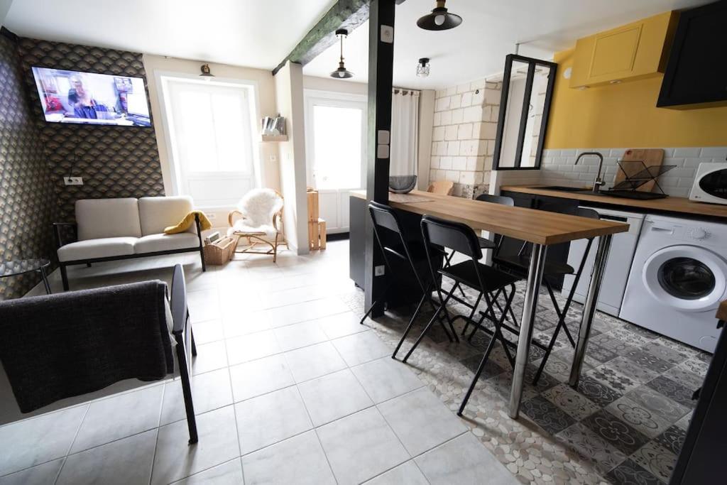 Domaine Des Demoiselles - Gite Et Spa Hauteville  Eksteriør bilde